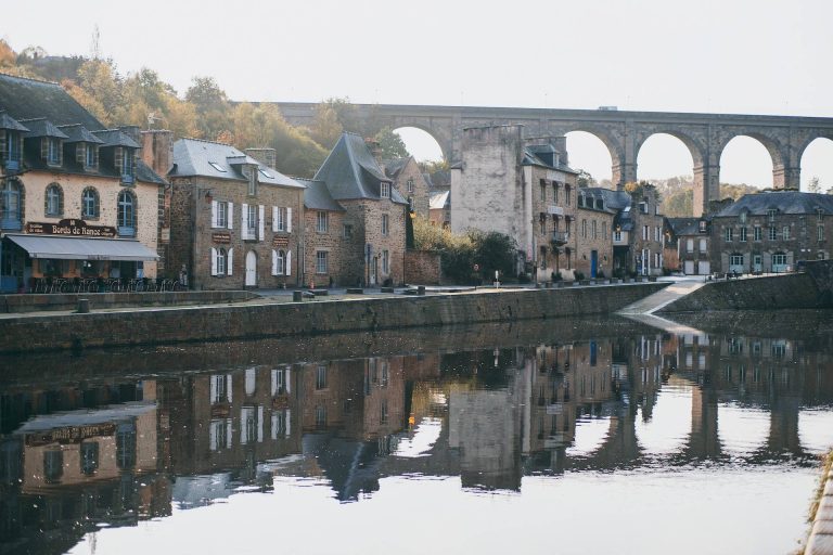 découvrez pourquoi l'assurance habitation à bourges peut être coûteuse, les facteurs qui influencent les tarifs et comment choisir une couverture adaptée à vos besoins.